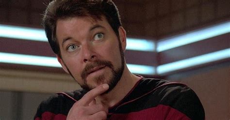 Jonathan Frakes solves 'Discovery’s' oldest Star Trek canon mystery ...