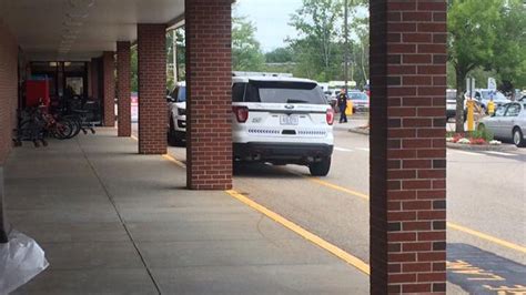 Saco Hannaford evacuated after bomb threat | newscentermaine.com