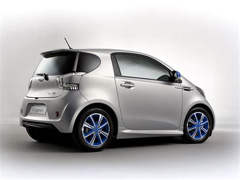 ASTON MARTIN Cygnet - 2011, 2012, 2013 - autoevolution