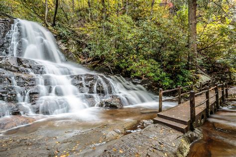 6 Waterfalls near Gatlinburg – The Best Ones to Visit Any Time of Year!