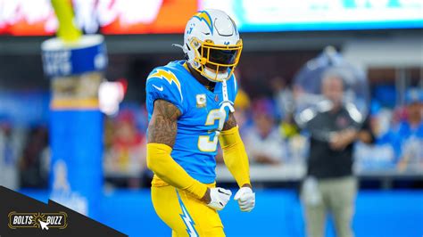 Bolts Buzz | Derwin James, Jr., Earns 2nd-Team AP All-Pro Selection