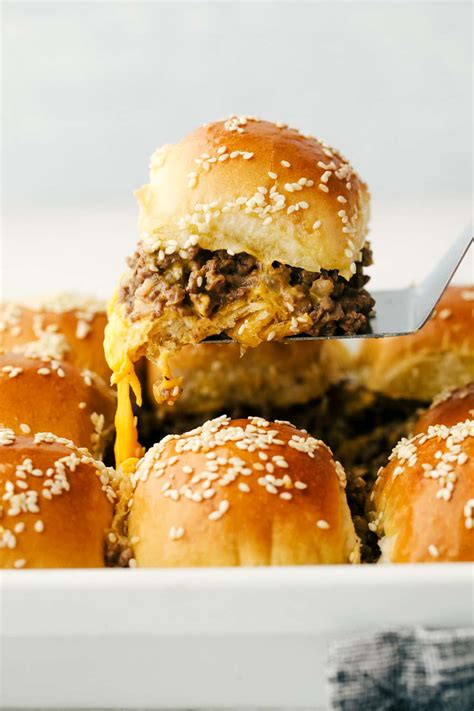 Cheeseburger Sliders | The Recipe Critic