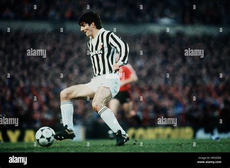 PAOLO ROSSI JUVENTUS 01 March 1984 Stock Photo - Alamy