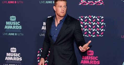 J.J. Watt Reveals That He Eats Over 5,000 Calories A Day | TIME