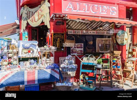 Portobello road market - London Stock Photo - Alamy