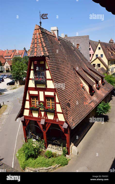 A historic building in the medieval German town of Rothenburg ob der Tauber Stock Photo - Alamy