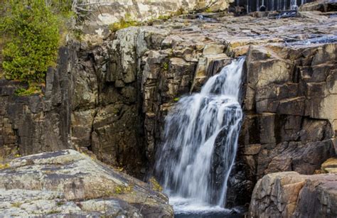 Motion Blur Waterfall Free Stock Photo - Public Domain Pictures