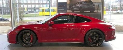 Carmine Red 2018 Porsche 911 GT3 Touring Package Is Beautifully Understated - autoevolution