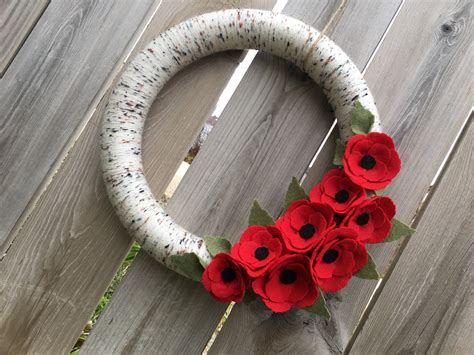 Poppy Yarn Wreath Remembrance Day Wreath Veterans Wreath - Etsy UK