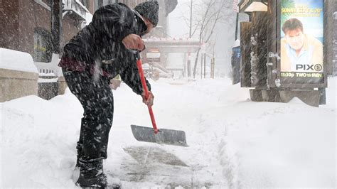 Winter Storm Jonas: At Least 27 Dead, Travel Slowly Getting Back on ...