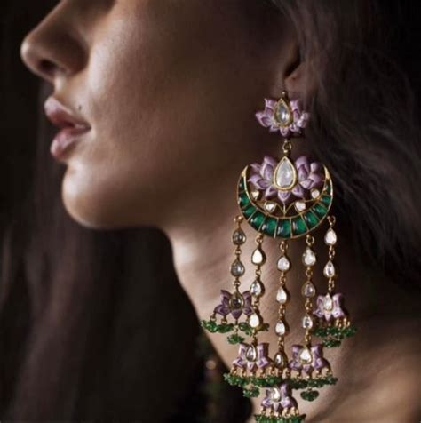 Kundan Sets gives you a wide range of Kundan jewelry, here you will get stunning de… | Indian ...