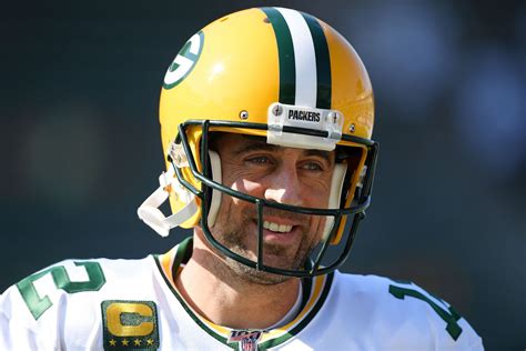 Sportswriter with NFL MVP retracts comments on Aaron Rodgers