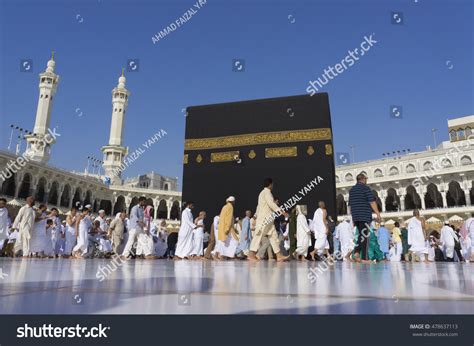 176 Kaaba Up View Images, Stock Photos & Vectors | Shutterstock