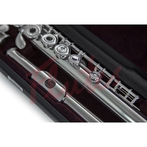 Yamaha YFL-472 Flute. Just Flutes, award-winning UK store