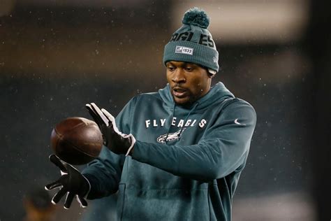 Former NFL agent says Eagles’ Alshon Jeffery faces ‘crossroads’ season: ’It remains to be seen ...