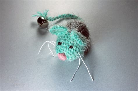 Catnip Toy Mouse, Mouse With Bell, Fuzzy Mouse Toy, Green and Gray, Crocheted, Pet Toy, Organic ...