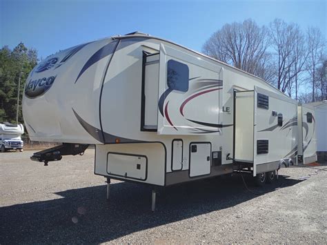 Pre-owned 2016 Jayco Eagle 325BHQS Fifth Wheel