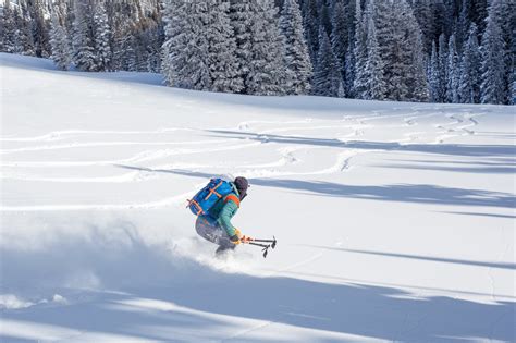 Snowboarding for Beginners: Tips, Terms, and Techniques - NOLS