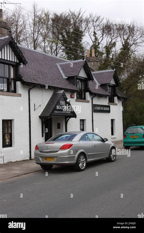 Boat inn aboyne hi-res stock photography and images - Alamy