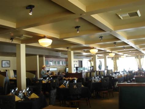 Harborside Restaurant, Newport Beach, CA - California Beaches