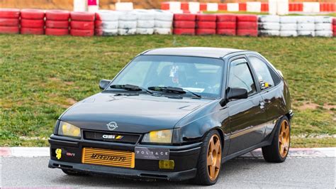 MENOS QUE COCHES 🚘 OPEL KADETT GSI Turbo 🚀 - YouTube