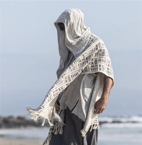 Viento | Nomad Cape | Him in 2021 | Desert clothing, Tribal outfit, Nomad fashion