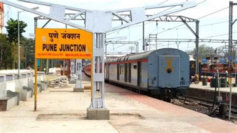 Platform ticket sale resumes at Pune railway station at Rs 10 - Pune News | India Today