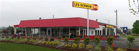 Dallas, OR Tire Shop | 97338 | 121 Main St - Les Schwab