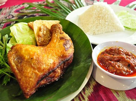 Nasi Ayam Penyet – Sarawak Cultural Village Ticketing