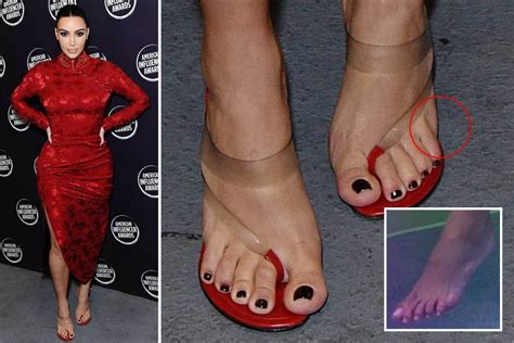 Cruel trolls claim Kim Kardashian has SIX TOES on one foot – The Scottish Sun