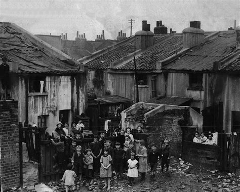 London Slum Housing, 1925 : r/UrbanHell