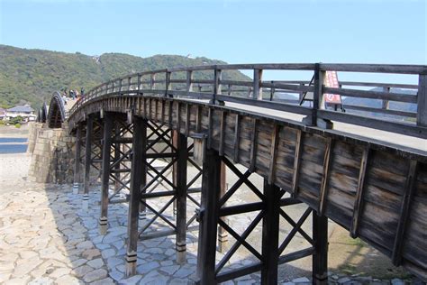 Kintai Bridge (Iwakuni, 1673) | Structurae