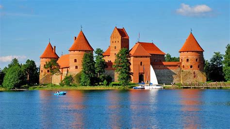 Trakai Castle & National Park Private Tour