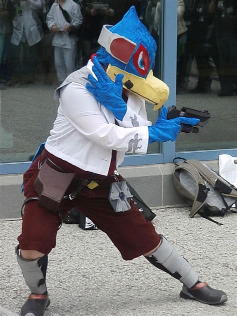 Star Fox: Falco cosplay by MegaJLan on DeviantArt