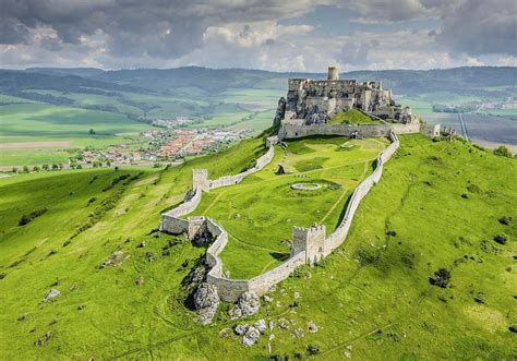 Spiš castle, Slovakia : r/europe