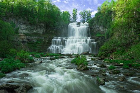 13 State Parks You Must Visit To See New York's Most Beautiful Waterfalls