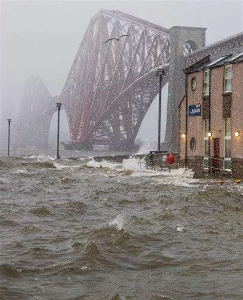 Storm Ciara batters Scotland as more snow and weather chaos to hit on Tuesday - Daily Record