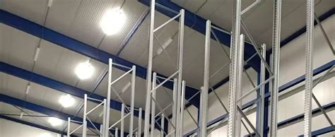 Assembly of mobile pallet racking systems SSI Schäfer | MDO GROUP