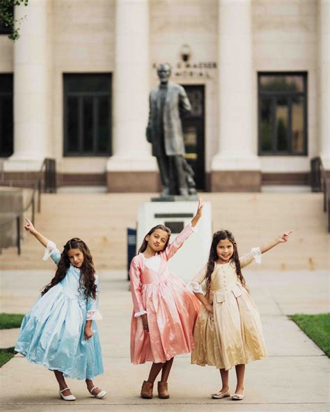 schuyler sisters dresses | Sister costumes, Hamilton halloween costume ...