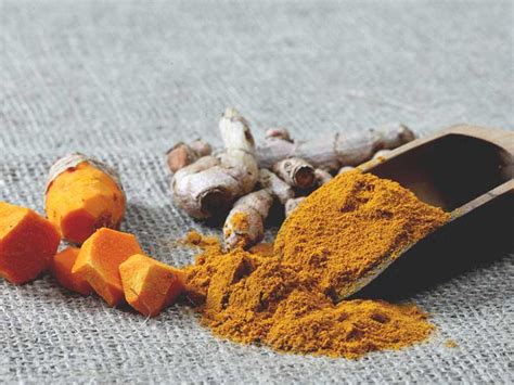 Turmeric Side Effects: Health Benefits and Risks