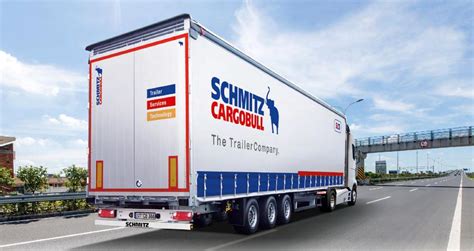 Schmitz Cargobull hands over their 50,000th semi-trailer in Poland