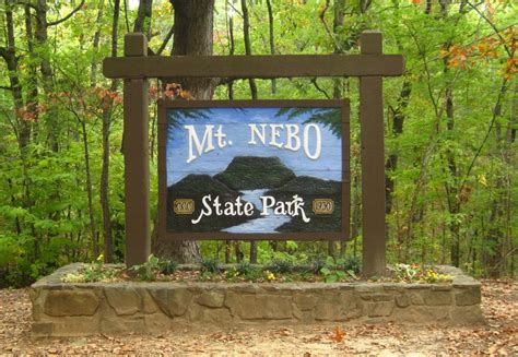 Mount Nebo State Park - Summit Park Trail - Dardanelle, Arkansas