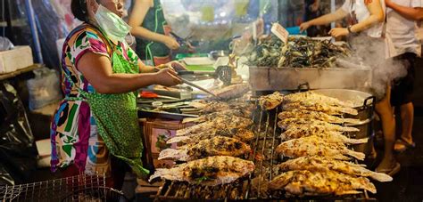 Where to Eat? The Top 10 Chiang Mai Street Food Dishes! – I am Aileen