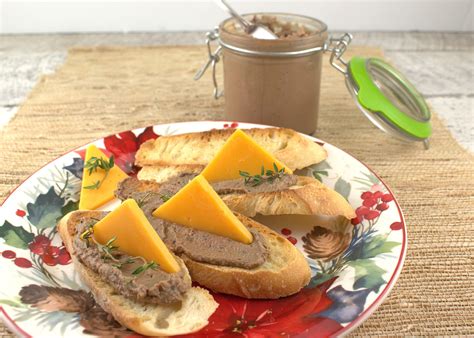 Easy Chicken Liver Pâté