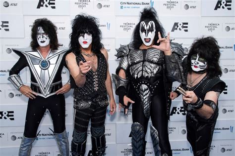 Kiss plays first COVID-era concert in New York. Here's what happened.