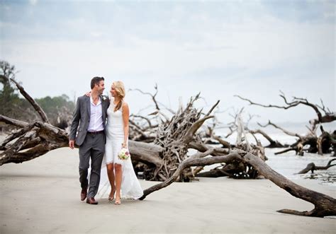 Georgia Beach Wedding | Sun and Sea Beach Weddings | Receptions