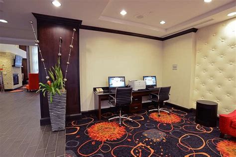 HAMPTON INN & SUITES ALBANY AT ALBANY MALL $145 ($̶1̶7̶1̶) - Updated ...