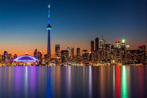 27 Fun Things To Do In Toronto At Night In 2024 - Everywhere Ontario