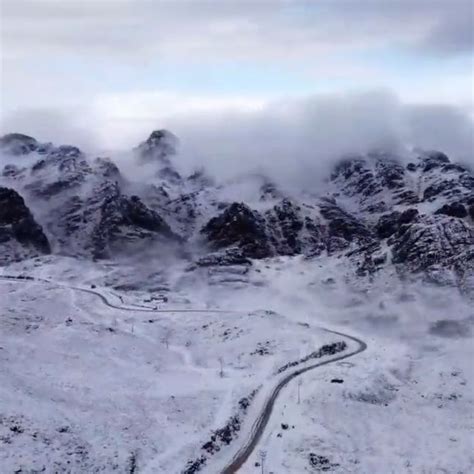 Gorgeous snowfall in Saudi Arabia blankets mountains in white