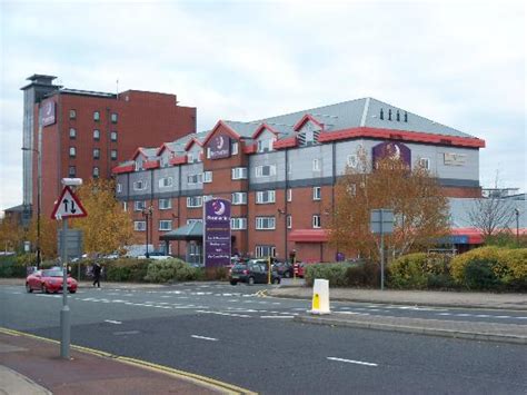 Premier Inn Manchester Old Trafford - Picture of Premier Inn Manchester Old Trafford, Trafford ...